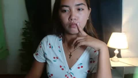 Snapshot of sexy_enya chatting on 23, 10, 2025 Enya3 online show from 23, 10, 2025