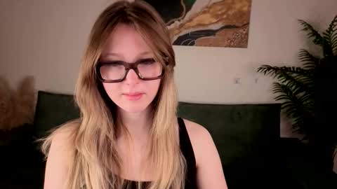 Snapshot of sexy_forest_fairy_ chatting on 7, 2, 2026 Forest fairy online show from 7, 2, 2026