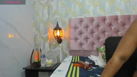 lina online show from 19, 2, 2025