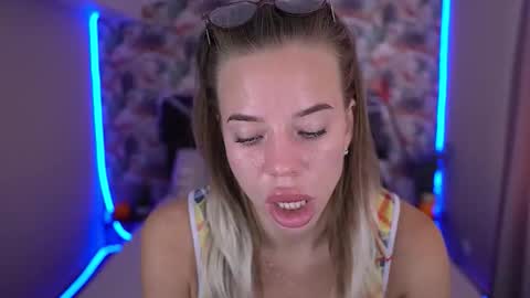 Snapshot of sexy_ira chatting on 24, 10, 2025 Ira online show from 24, 10, 2025