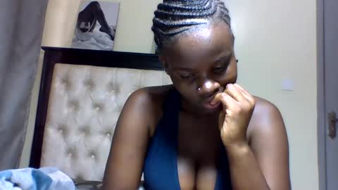sexy online show from 4, 3, 2025