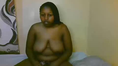 Snapshot of sexy_latasha chatting on 21, 10, 2025 sexy_latasha online show from 21, 10, 2025