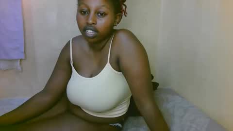 Snapshot of sexy_latasha chatting on 8, 11, 2025 sexy_latasha online show from 8, 11, 2025