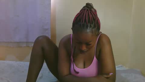 Snapshot of sexy_latasha chatting on 10, 4, 2026 sexy_latasha online show from 10, 4, 2026