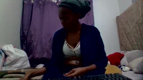 Snapshot of sexy_leila3 chatting on 26, 2, 2026 kayla online show from 26, 2, 2026