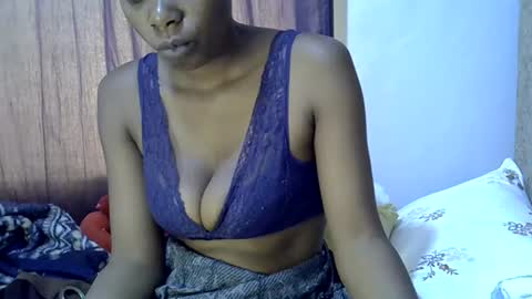 kayla online show from 17, 6, 2026