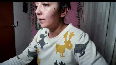 sexy lolas online show from 4, 12, 2025