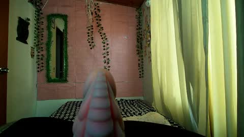 Snapshot of sexy_lolas chatting on 26, 4, 2026 sexy lolas online show from 26, 4, 2026
