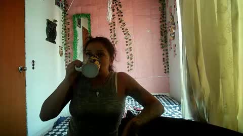 Snapshot of sexy_lolas chatting on 10, 5, 2026 sexy lolas online show from 10, 5, 2026
