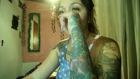 Snapshot of sexy_lolas chatting on 11, 6, 2026 sexy lolas online show from 11, 6, 2026