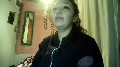 Snapshot of sexy_lolas chatting on 18, 6, 2026 sexy lolas online show from 18, 6, 2026