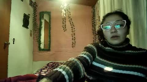 Snapshot of sexy_lolas chatting on 3, 7, 2026 sexy lolas online show from 3, 7, 2026