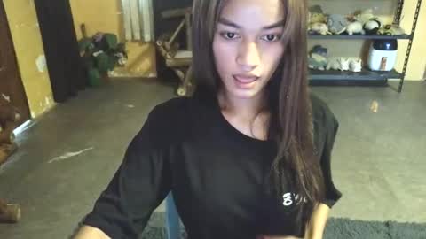 sexy_lovely_asian online show from 15, 12, 2025