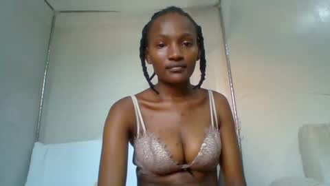 Snapshot of sexy_lucy012 chatting on 19, 1, 2025 sexy_lucy012 online show from 19, 1, 2025