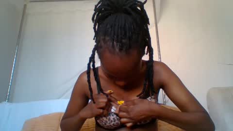 Snapshot of sexy_lucy012 chatting on 21, 1, 2025 sexy_lucy012 online show from 21, 1, 2025