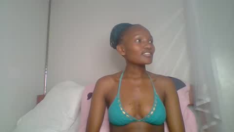 Snapshot of sexy_lucy012 chatting on 4, 2, 2025 sexy_lucy012 online show from 4, 2, 2025
