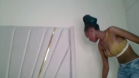 Snapshot of sexy_lucy012 chatting on 8, 3, 2025 sexy_lucy012 online show from 8, 3, 2025