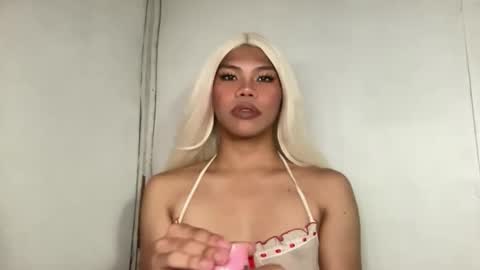 Nicole online show from 26, 4, 2026