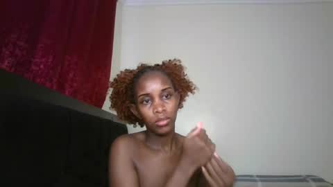 Snapshot of sexy_maya2 chatting on 31, 7, 2026 sexy_maya2 online show from 31, 7, 2026