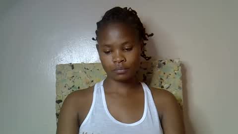 Snapshot of sexy_molyne chatting on 14, 5, 2026 Molyne online show from 14, 5, 2026