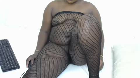 lina online show from 14, 11, 2025