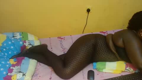 Snapshot of sexy_mummy2 chatting on 1, 2, 2026 lina online show from 1, 2, 2026