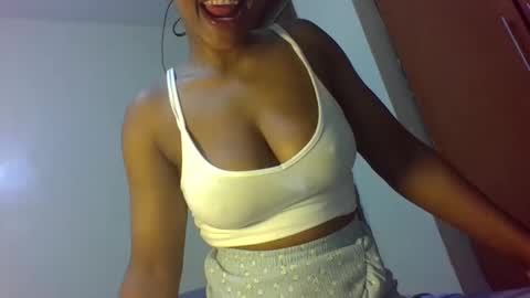 natallie online show from 1, 1, 2025