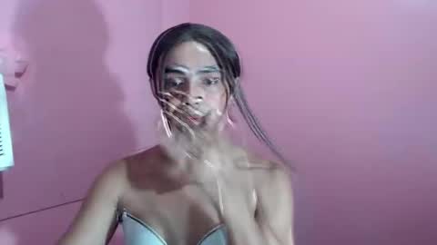 Snapshot of sexy_naughtyjasminxxx chatting on 21, 1, 2025 Jasmin online show from 21, 1, 2025