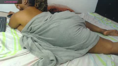 Jhoana online show from 15, 12, 2024