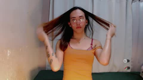 Snapshot of sexy_rodah chatting on 5, 8, 2026 CALL ME DEVORAH online show from 5, 8, 2026