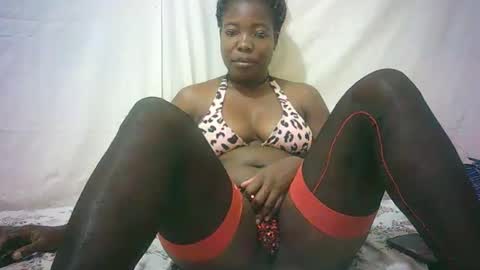 Snapshot of sexy_sandrah chatting on 8, 3, 2025 sexy_sandrah online show from 8, 3, 2025