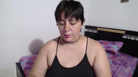 Snapshot of sexy_ticki chatting on 24, 11, 2025 janel online show from 24, 11, 2025