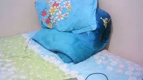 Snapshot of sexy_tiffah33 chatting on 28, 10, 2025 Tiffah online show from 28, 10, 2025