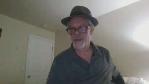 Daddy online show from 21, 2, 2025