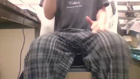 Snapshot of sexy_white_daddy chatting on 5, 10, 2025 Daddy online show from 5, 10, 2025