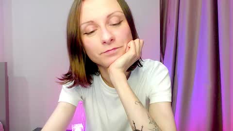 Snapshot of sexy_wise_kind chatting on 27, 10, 2025 Mandy Green online show from 27, 10, 2025