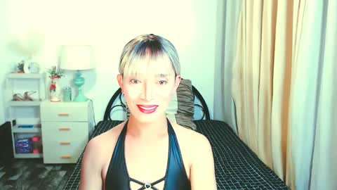 Snapshot of sexy_yllona chatting on 31, 5, 2026 sexy_yllona online show from 31, 5, 2026