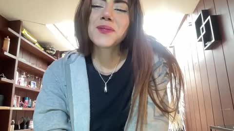 Alice Skay online show from 17, 12, 2025