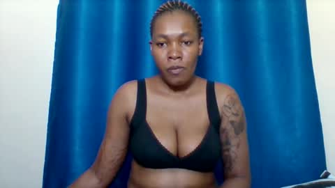 sexyapple2002 online show from 25, 5, 2026