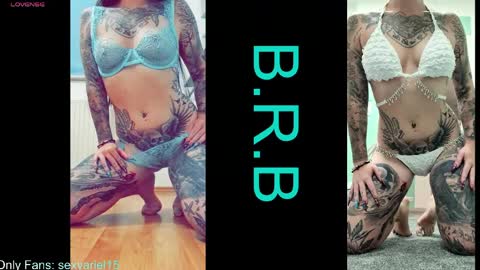 SexyAriel15 online show from 13, 5, 2026