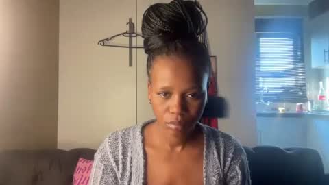 Snapshot of sexyasszeeee chatting on 18, 5, 2026 sexyasszeeee online show from 18, 5, 2026
