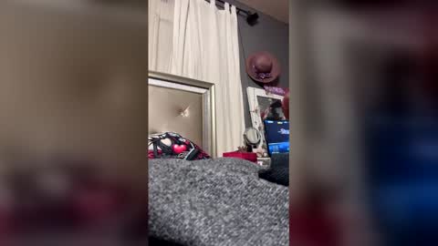 Snapshot of sexybbwqueen83 chatting on 17, 12, 2025 sexybbwqueen83 online show from 17, 12, 2025