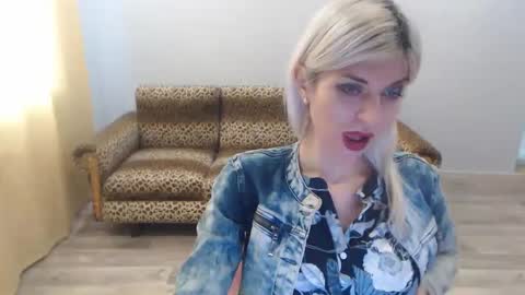 Snapshot of sexybeatriice chatting on 8, 12, 2024 sexybeatriice online show from 8, 12, 2024