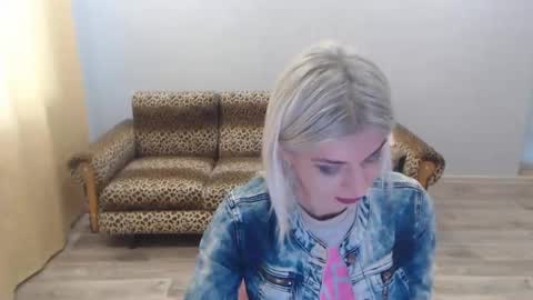 Snapshot of sexybeatriice chatting on 12, 12, 2024 sexybeatriice online show from 12, 12, 2024