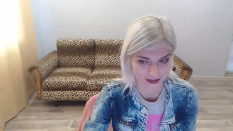 Snapshot of sexybeatriice chatting on 15, 12, 2024 sexybeatriice online show from 15, 12, 2024