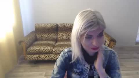 Snapshot of sexybeatriice chatting on 17, 12, 2024 sexybeatriice online show from 17, 12, 2024