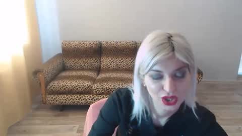 Snapshot of sexybeatriice chatting on 4, 1, 2025 sexybeatriice online show from 4, 1, 2025