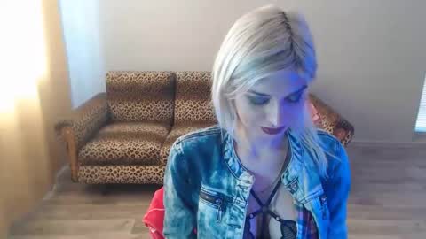 Snapshot of sexybeatriice chatting on 16, 2, 2025 sexybeatriice online show from 16, 2, 2025