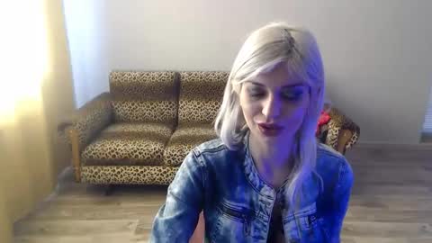 Snapshot of sexybeatriice chatting on 22, 2, 2025 sexybeatriice online show from 22, 2, 2025