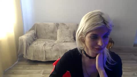 Snapshot of sexybeatriice chatting on 23, 3, 2026 sexybeatriice online show from 23, 3, 2026